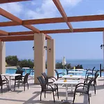 Hotel Livadaki Village
