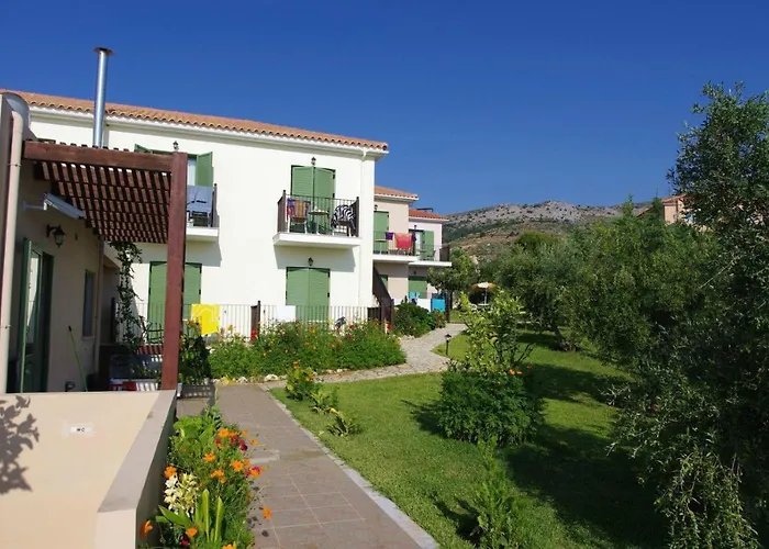 Hotel Livadaki Village