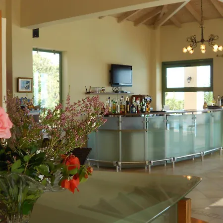 Hotel Livadaki Village