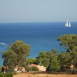 Hotel Livadaki Village