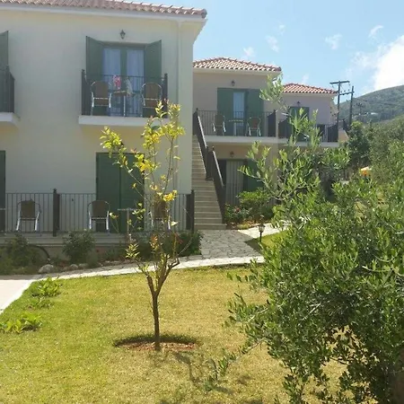 Отель Livadaki Village 3*